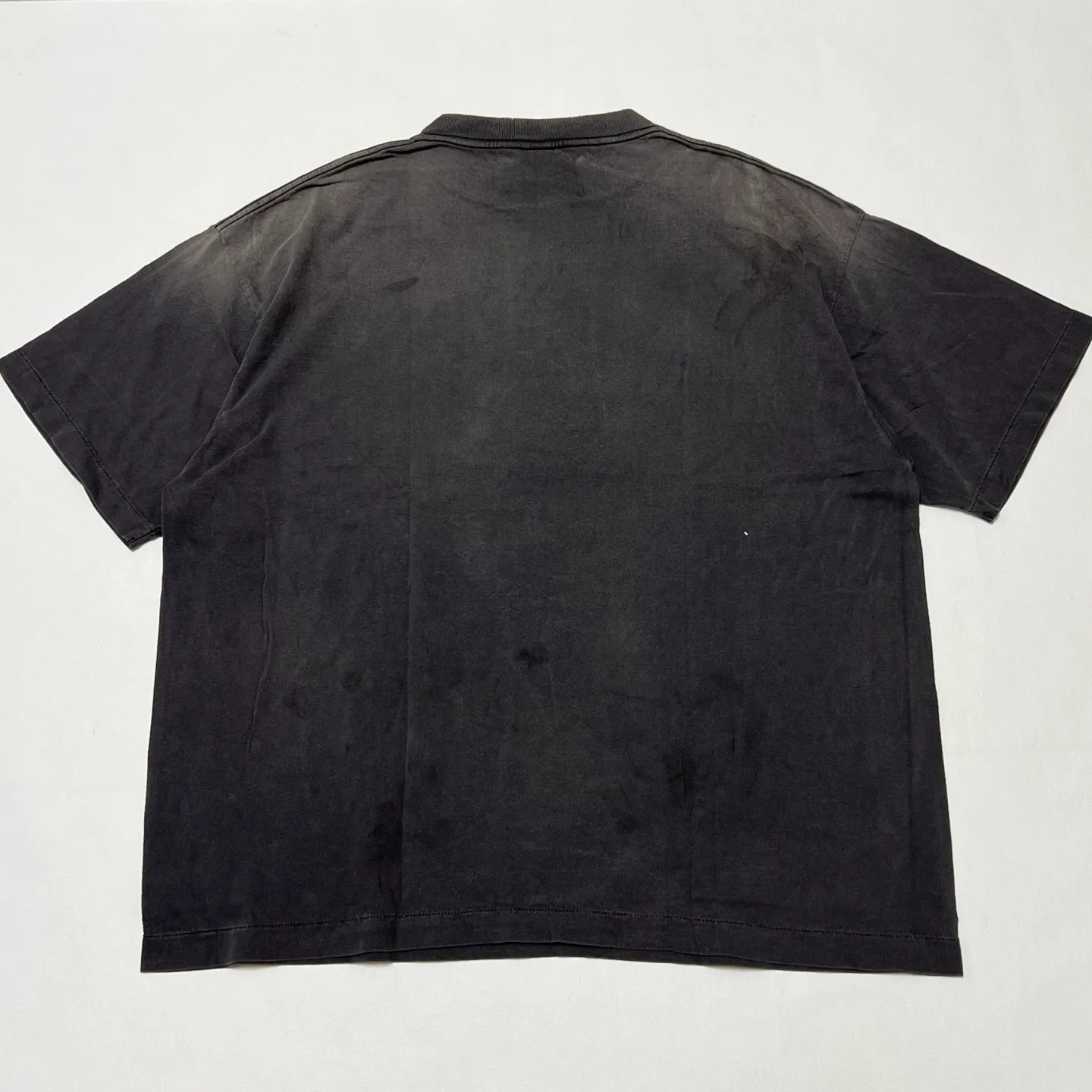 SAINT Mxxxxxx × NEIGHBORHOOD STHD . SS TEE PRAY/BLK NBHD Shinsuke Takizawa co-branded model Praying scale tee Washed black S-XL SAINT HOOD theme co-branded capsule series Garment dyeing Rewashing water fading Destroying graffiti Simulating natural distressed effect Top printing technology Washing treatment Correct version Customized joint main mark/wash mark/cherub mark